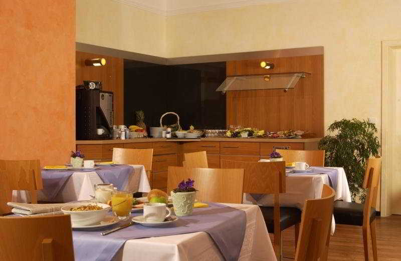 Senator Hotel Francfort-sur-le-Main Extérieur photo